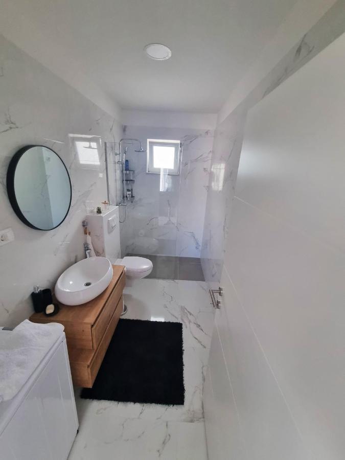 Kaštela Beach House Oasis Villa Livak מראה חיצוני תמונה